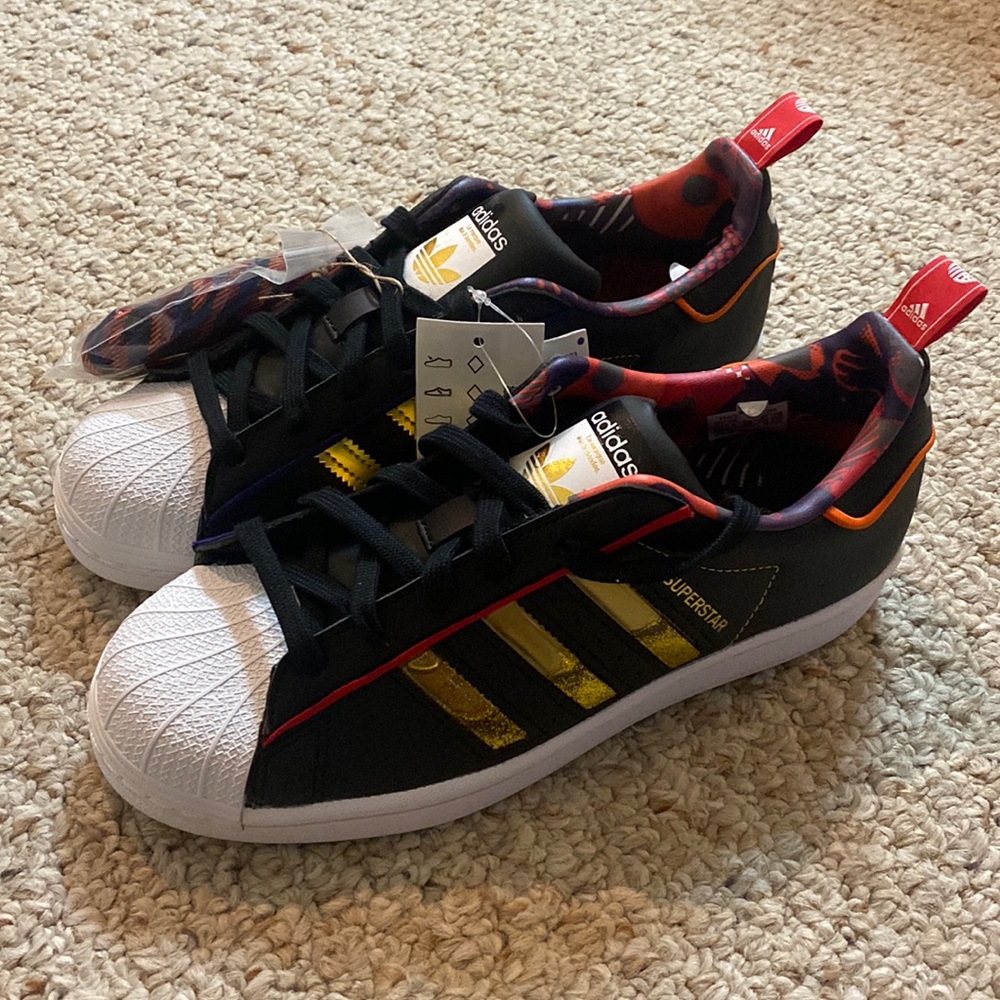 Adidas Superstar